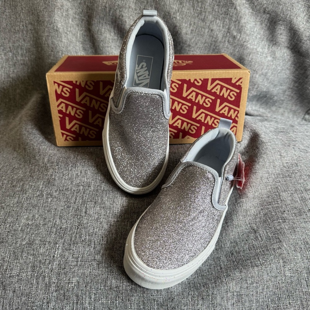 Vans Asher Grey Glitter Slip-on Sneaker Kids New with Box